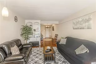 32-22 92nd St, East Elmhurst, NY 11369 - Photo 9