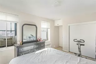 32-22 92nd St, East Elmhurst, NY 11369 - Photo 15