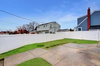 787 Stewart Avenue, Bethpage, NY 11714 - Photo 19