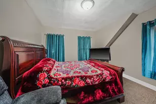 248-18 Memphis Ave, Rosedale, NY 11422 - Photo 19