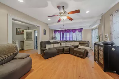 248-18 Memphis Avenue, Rosedale, NY 11422 - Photo 7