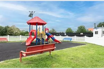 109 Fleet Court, Bronx, NY 10473 - Photo 5