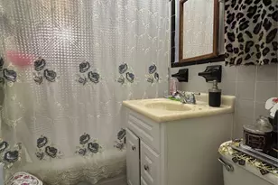 740 E 232nd St, Bronx, NY 10466 - Photo 23