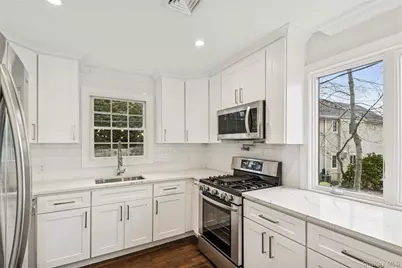 315 McKinley Terrace, Centerport, NY 11721 - Photo 11