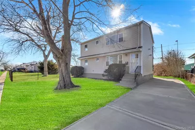 7 Howard Avenue, Freeport, NY 11520 - Photo 3