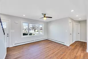 7 Howard Ave, Freeport, NY 11520 - Photo 7