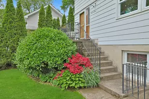 24 Burnsdale Ave, Valhalla, NY 10595 - Photo 5