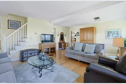 24 Burnsdale Avenue, Valhalla, NY 10595 - Photo 9