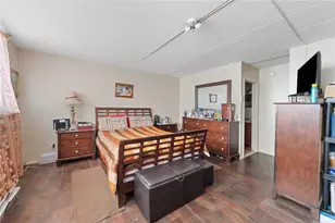 132 Sunset Blvd, Bronx, NY 10473 - Photo 9