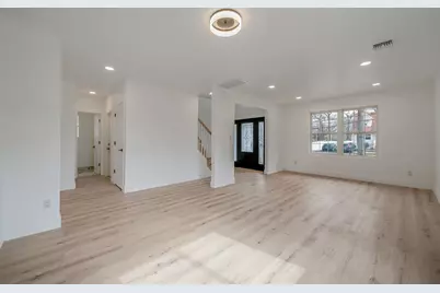 40 Hawkins Avenue, Medford, NY 11763 - Photo 7