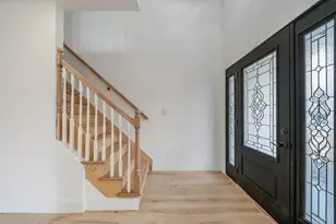 40 Hawkins Ave, Medford, NY 11763 - Photo 5