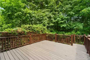 118 Round Hill Rd, Dobbs Ferry, NY 10522 - Photo 15