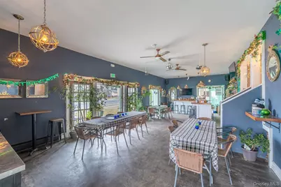 13100 Main Rd, Mattituck, NY 11952 - Photo 23