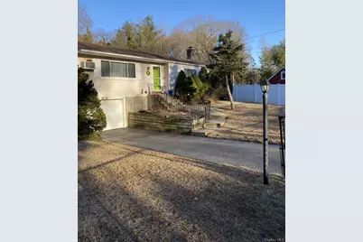 433 Browns Road, Nesconset, NY 11767 - Photo 3