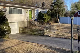 433 Browns Rd, Nesconset, NY 11767 - Photo 3