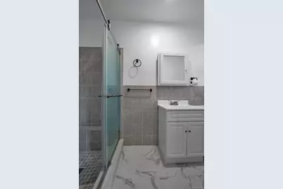 71-11 67th Place, Glendale, NY 11385 - Photo 13