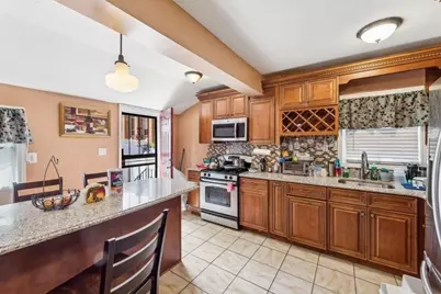 11422 174th Street, Jamaica, NY 11434 - Photo 3