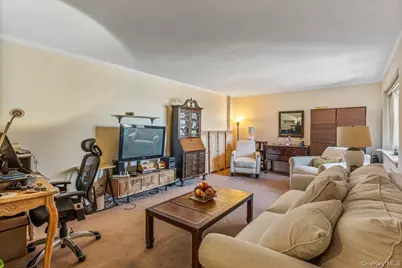144-60 Gravett Road #6F, Flushing, NY 11367 - Photo 5