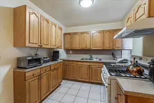 144-60 Gravett Rd, Flushing, NY 11367 - Photo 15