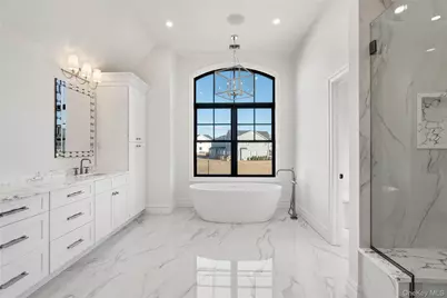 30 Main Parkway, Plainview, NY 11803 - Photo 25