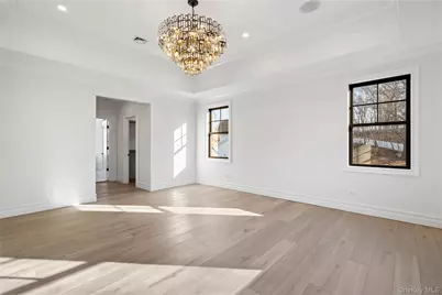 30 Main Parkway, Plainview, NY 11803 - Photo 21