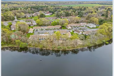 605 Lake Court #605, Middle Island, NY 11953 - Photo 19