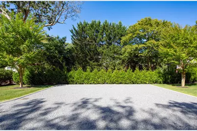 195 Little Fresh Pond Road, Southampton, NY 11968 - Photo 3