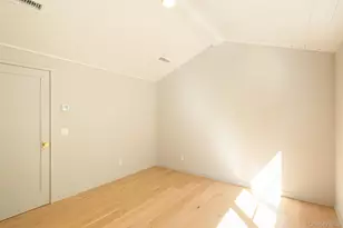 195 Little Fresh Pond Rd, Southampton, NY 11968 - Photo 13