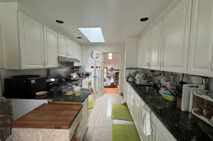 71 Horace Harding Blvd, Great Neck, NY 11020 - Photo 5