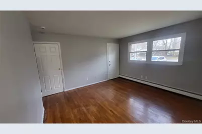 40 Haviland Rd Apt A7, Poughkeepsie, NY 12601 - Photo 5