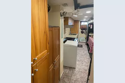 160-02 Baisley Boulevard, Jamaica, NY 11434 - Photo 15