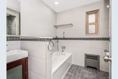 3041 Sedgwick Avenue, Bronx, NY 10468 - Photo 15