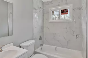 154 Meadowmere Ave, Mastic, NY 11950 - Photo 11