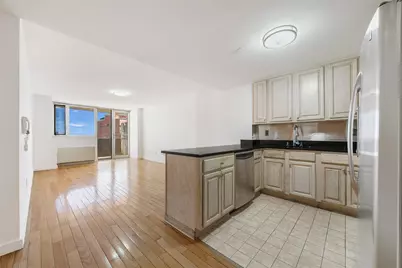 13338 Sanford Ave #10D, Flushing, NY 11355 - Photo 5