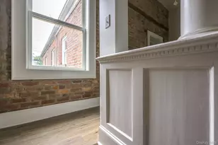 237 Warren St, Hudson, NY 12534 - Photo 15