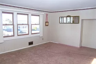 436 15th St, West Babylon, NY 11704 - Photo 17