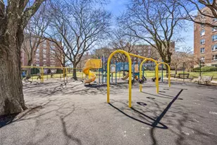 211-40 18th Ave, Bayside, NY 11360 - Photo 19