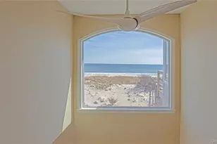 825 Dune Rd, Westhampton Beach, NY 11978 - Photo 27