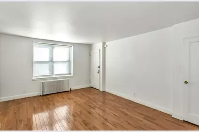 35-42 205th Street #288, Bayside, NY 11361 - Photo 3