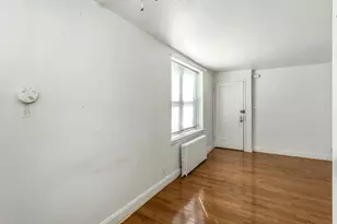 35-42 205th St, Bayside, NY 11361 - Photo 5