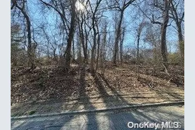 Seacrest Drive, Lloyd Harbor, NY  - Photo 1