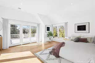 25 Fresh Pond Rd, Mott Haven, NY 11963 - Photo 19