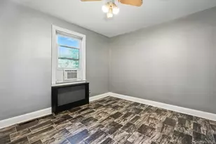 330 Irving St, Central Islip, NY 11722 - Photo 7