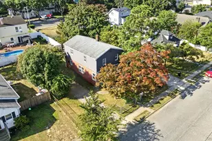 330 Irving St, Central Islip, NY 11722 - Photo 17