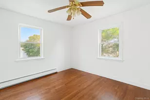 330 Irving St, Central Islip, NY 11722 - Photo 5