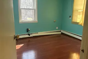 122 Finucane Pl, Woodmere, NY 11598 - Photo 5