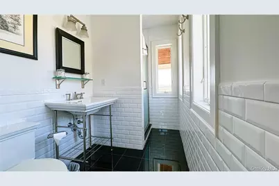 22 Old Neck Road S, Center Moriches, NY 11934 - Photo 27