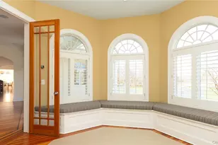 22 Old Neck Rd S, Center Moriches, NY 11934 - Photo 23