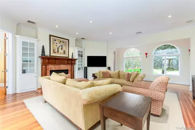 22 Old Neck Road S, Center Moriches, NY 11934 - Photo 19