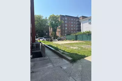 142-03 45th Avenue, Flushing, NY 11355 - Photo 9